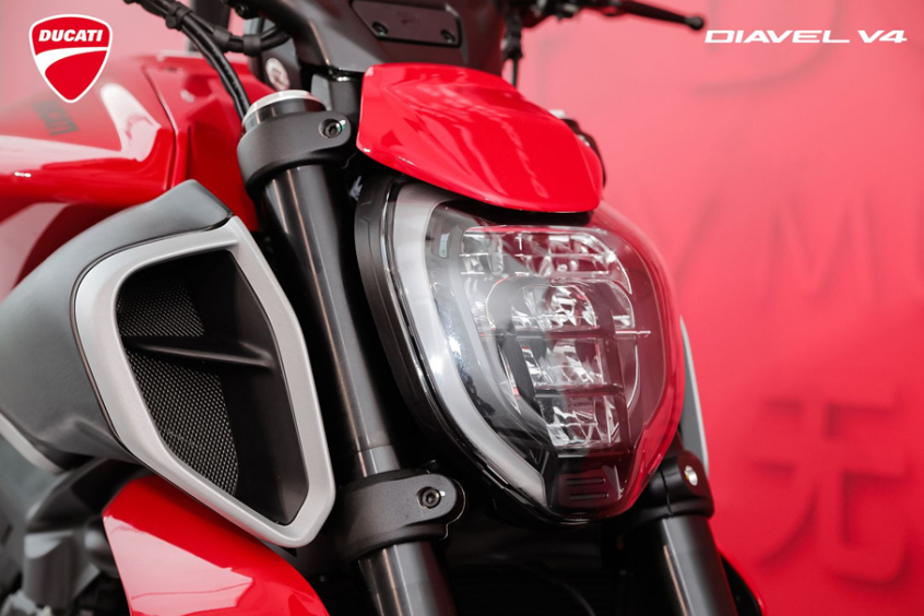 Ducati; The great devil; V4 Devil; DIAVEL; ducati; Motorcycle; large displacement