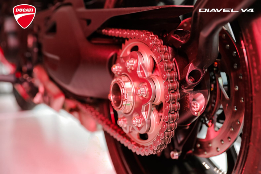 Ducati; The great devil; V4 Devil; DIAVEL; ducati; Motorcycle; large displacement
