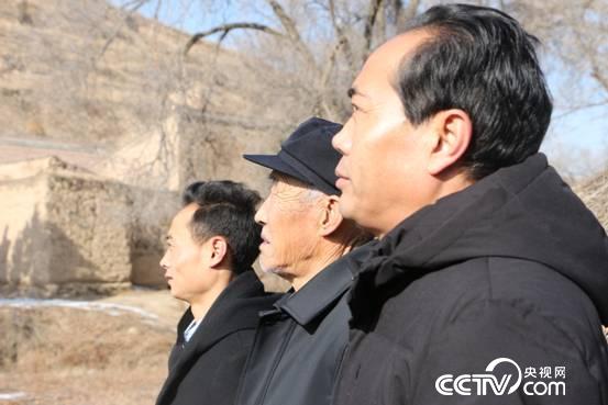 Zhang Shou and his father Zhang Fuqing and nephew Zhang Wenbin.