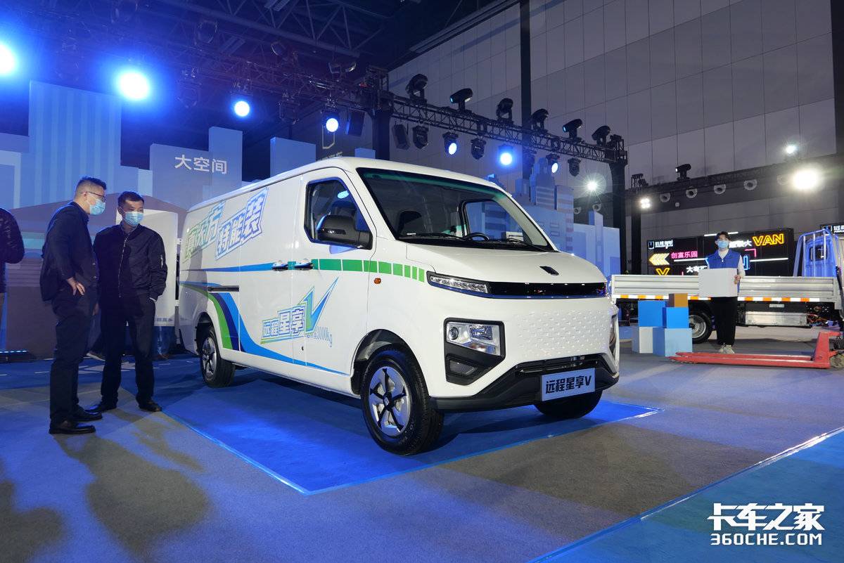 6-square volume with single pedal mode Star Enjoy V Interior is very Nordic.