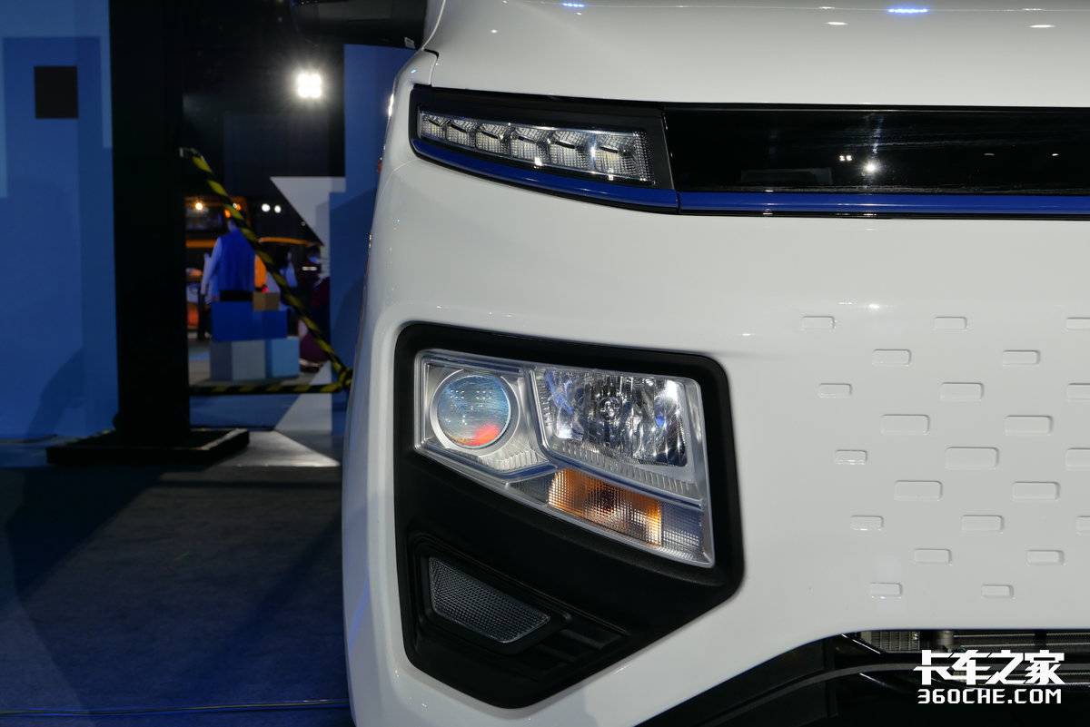 6-square volume with single pedal mode Star Enjoy V Interior is very Nordic.