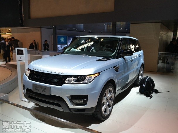 Land Rover 2014 Range Rover Sport Hybrid