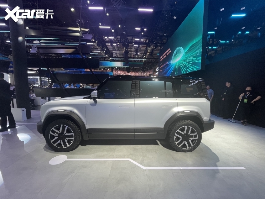 iCAR 03