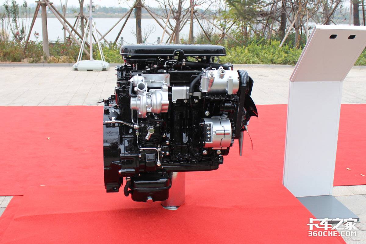 Who is more interested in the inventory of engines below 2.5L displacement?